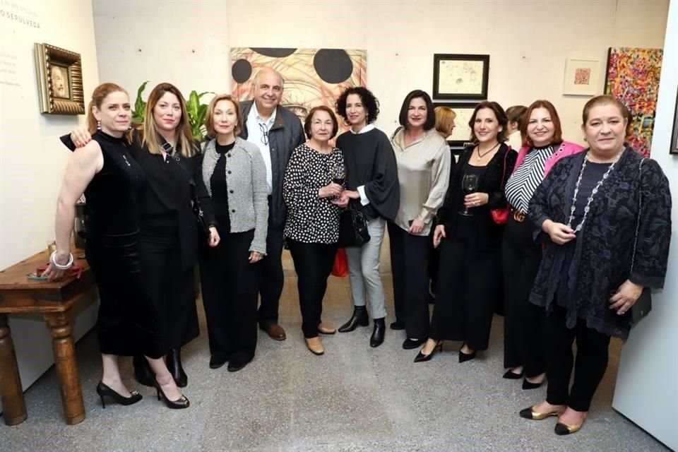 Denisse Dibildox, Mariana López Tapia, Gabriela Jasso de Elizondo, Fernando Elizondo González, Marcela Sepúlveda, Mónica Postlethwaite, Tania Postlethwaite, Susana Jasso de Zorrilla, Mara Sepúlveda y 