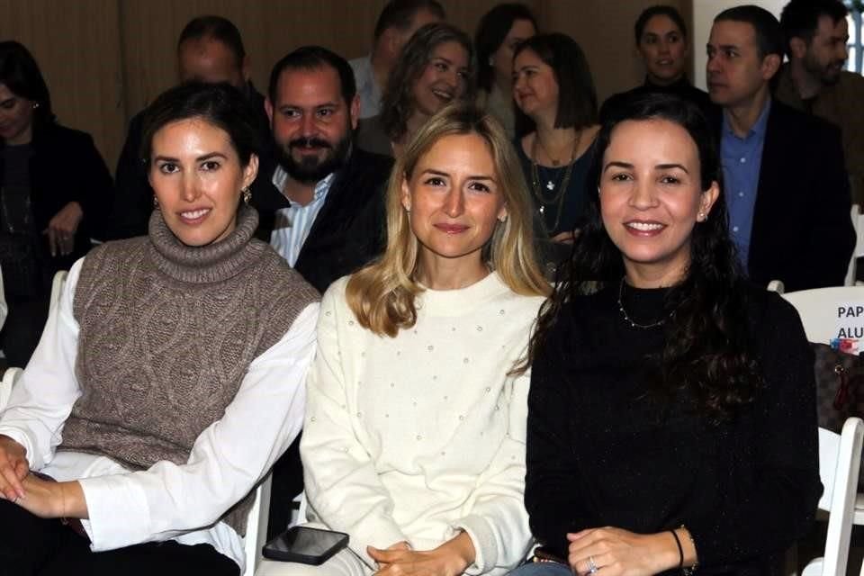 Catalina Páez, Balbina Medrano y Cristina Garza