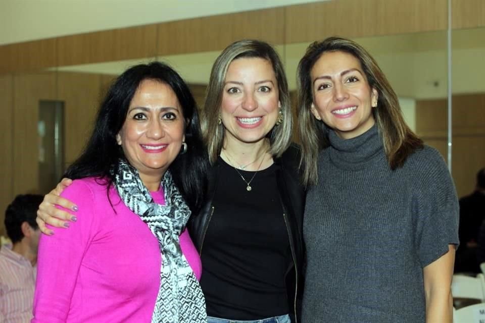 Rosa Elva García, Ana Garza y Abril Huerta