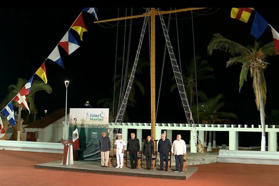 El Presidente indicó que no aceptaron la oferta que les hacían de que al lugar llegaran cruceros y de construir hoteles modernos, de cinco estrellas o de gran turismo.