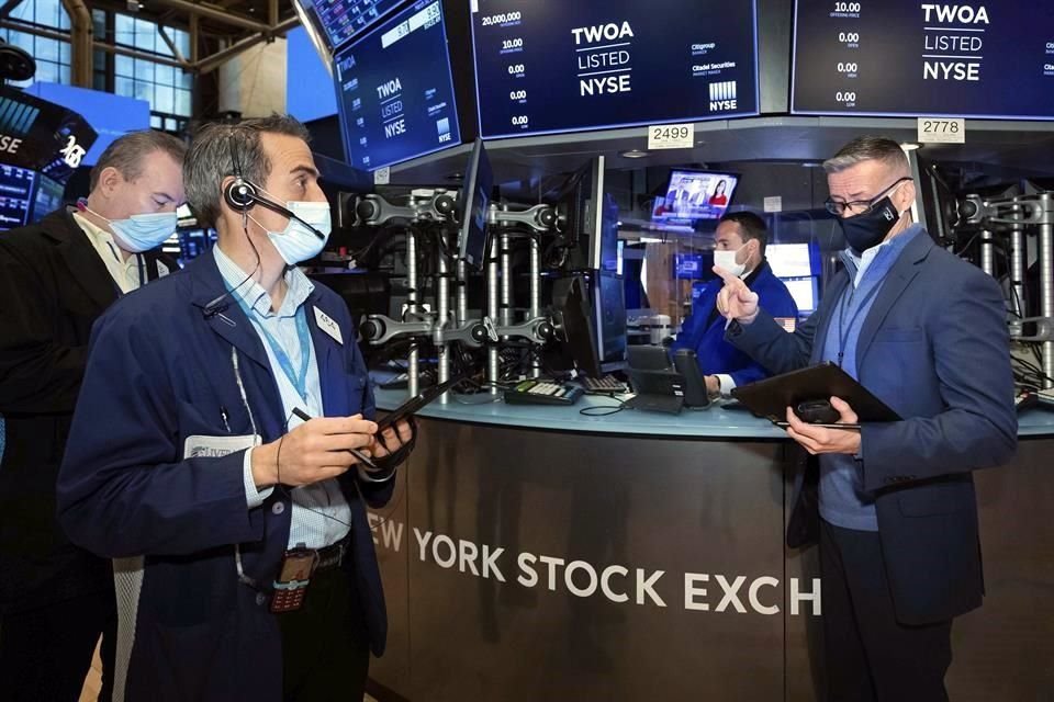 Al cierre, S&P y Nasdaq cerraron en máximos históricos.