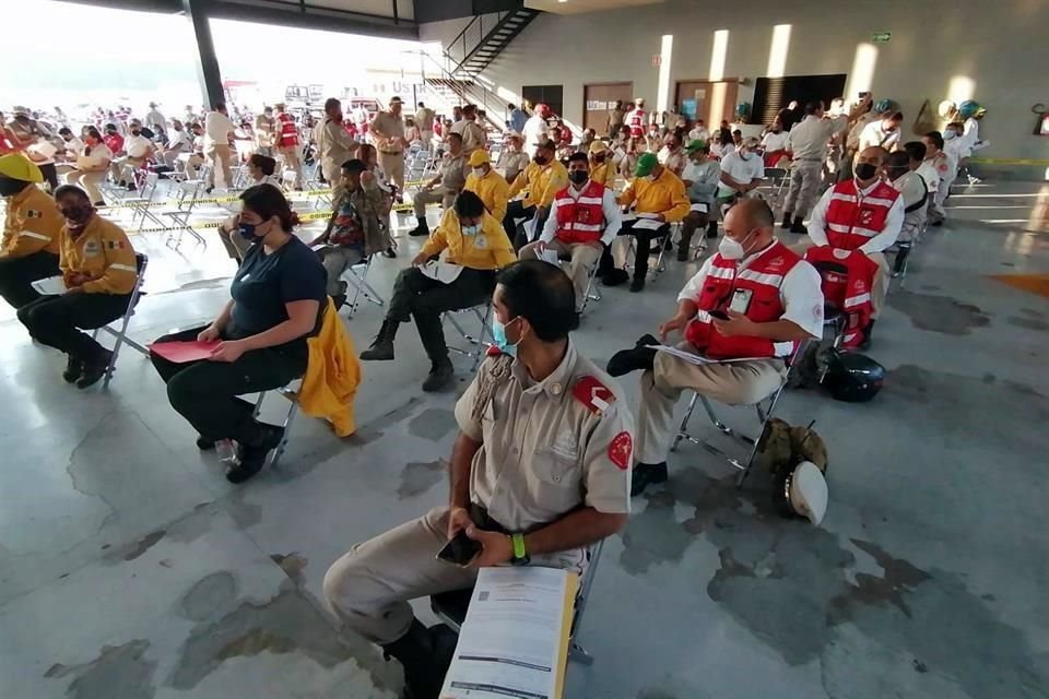 La vacunación contra Covid-19 llegó a los Bomberos de la Zona Metropolitana de Guadalajara.