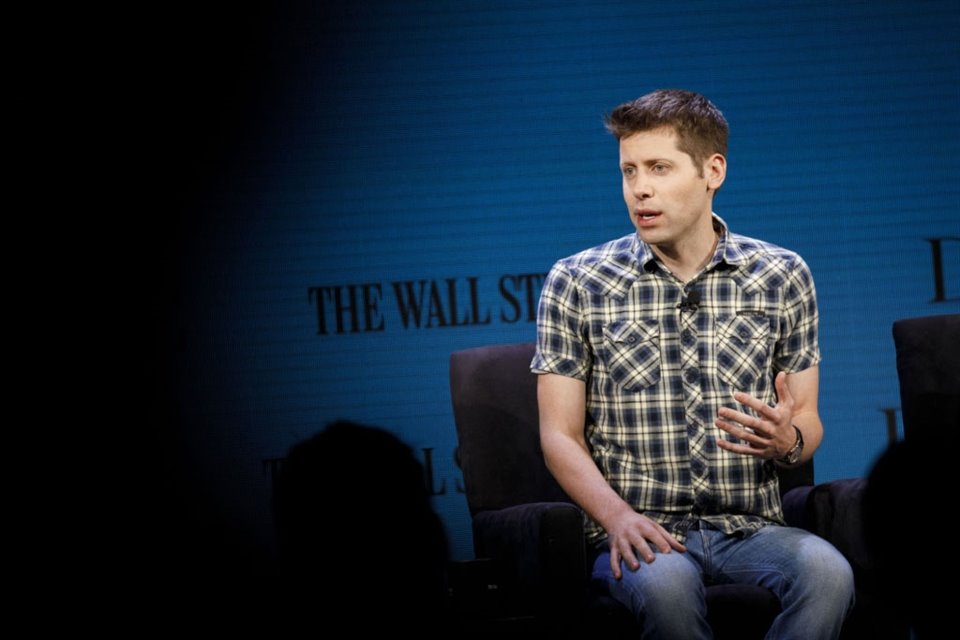 Sam Altman, CEO de OpenAI, la firma que creó ChatGPT, programa de IA que cautiva a Silicon Valley.