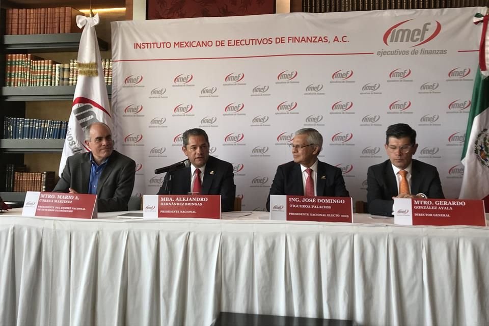 IMEF prevé una posible recesión económica en México el próximo año.