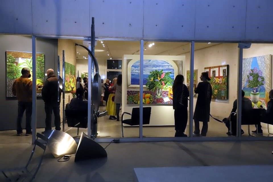 Vista nocturna de Arte Actual