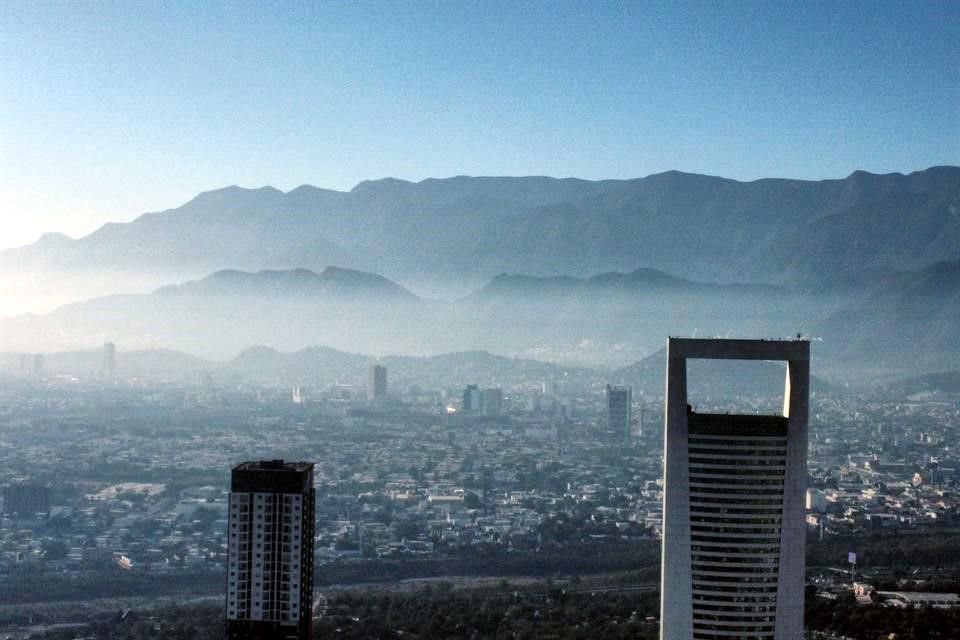 La Ciudad amaneció este lunes con una fuerte contaminación por PM2.5 y PM10.