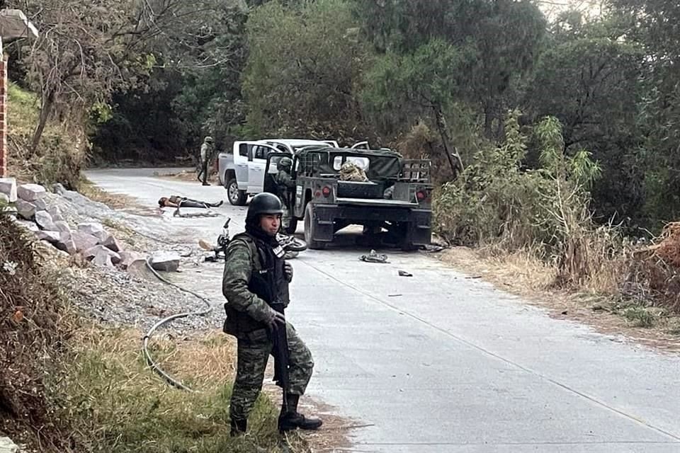 El enfrentamiento fue en un tramo carretero al sur del Estado de México.