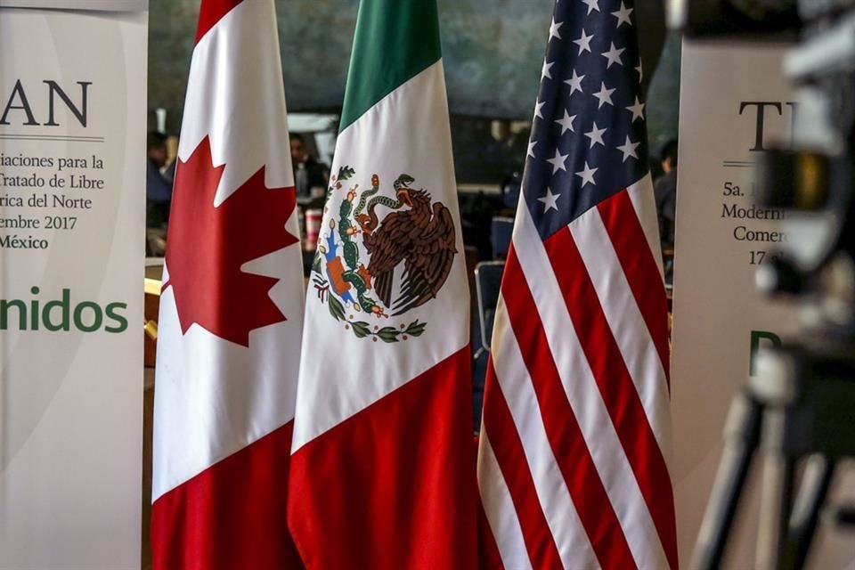 Empresarios de México, Estados Unidos y Canadá hacen llamado a los gobiernos para que trabajen en favor de una rápida resolución de los procesos de solución de controversias en el marco del T-MEC en materia de energía, reglas de origen del sector automotor y cuotas arancelarias de productos lácteos.