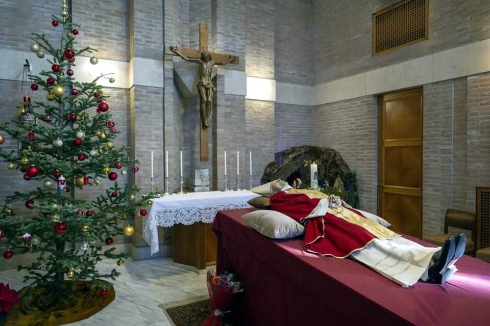 El cuerpo de Benedicto XVI