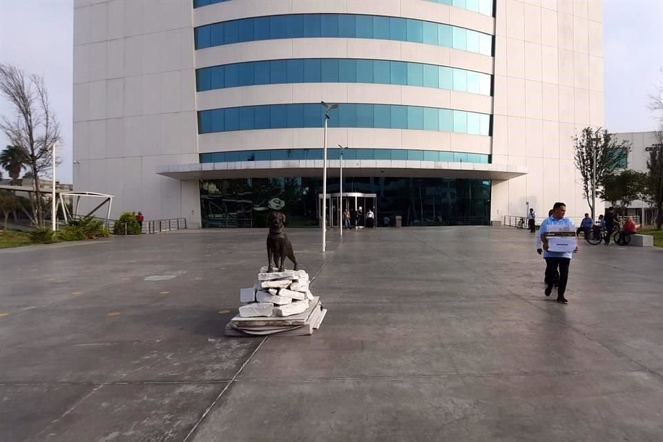 La medida provocará que oficinas estatales continúen cerradas.