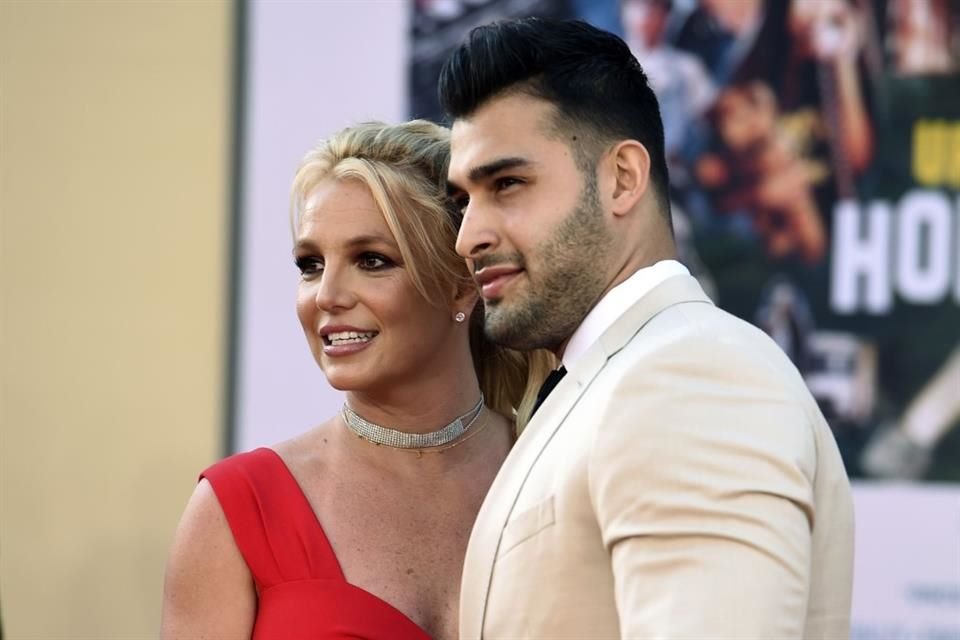 Britney Spears venderá su mansión, valuada en 11.8 millones de dólares, que compró junto a su esposo, Sam Asghari.