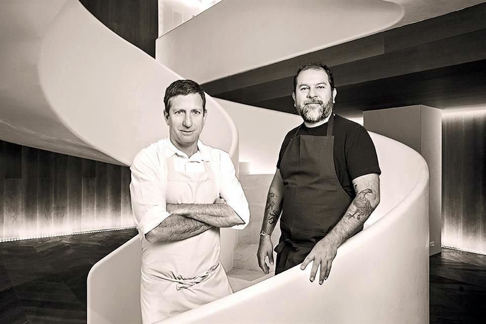 En la oferta tanto culinaria como de bienestar destacan dos restaurantes dirigidos por dos chefs galardonados y reconocidos internacionalmente: Enrique Olvera y Diego Muñoz.