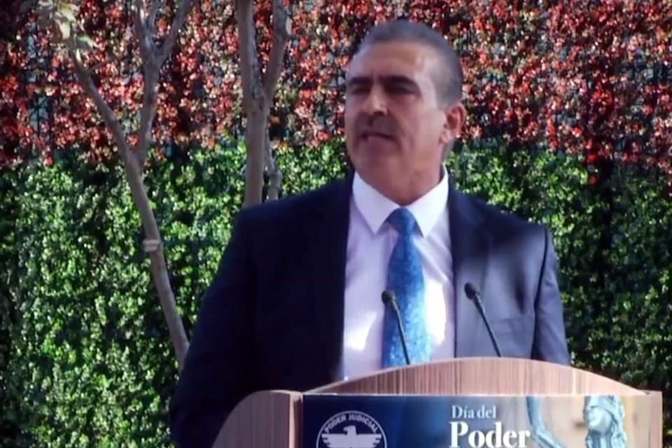 'Este avance tiene dos grandes protagonistas: primero el Gobernador', aseguró Garza.