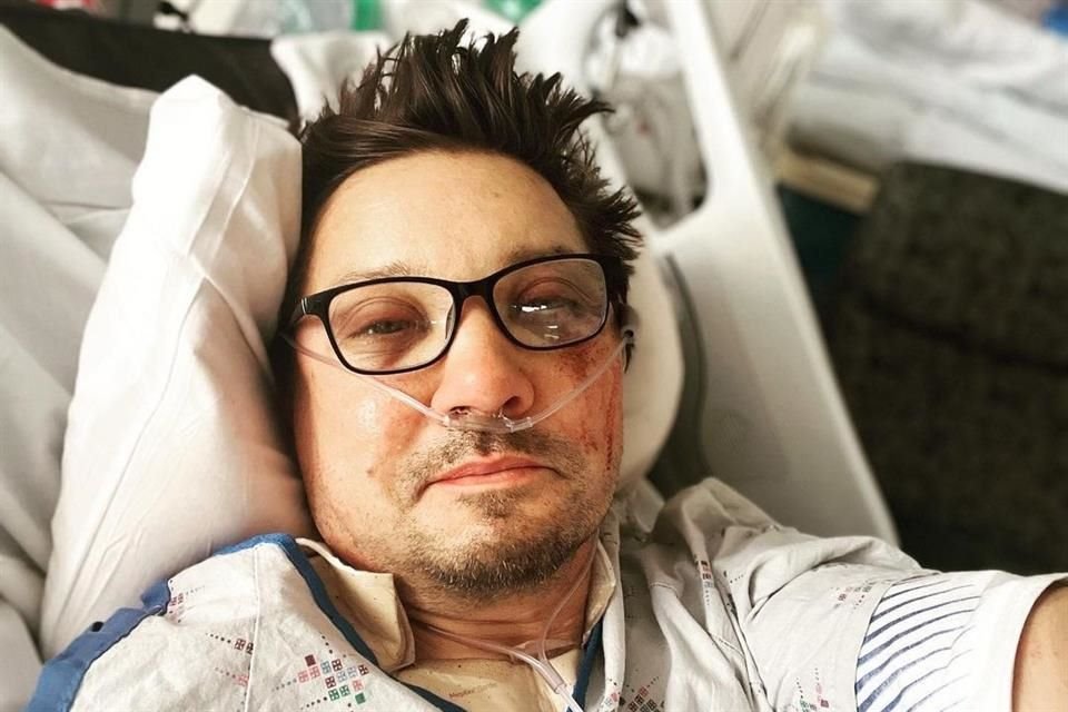 La hermana de Jeremy Renner se encuentra emocionada por el progreso que ha tenido el actor en su recuperación.