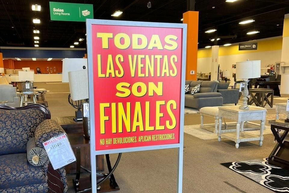 La sucursal de Famsa en McAllen ya está en la etapa final de liquidación de mercancía.