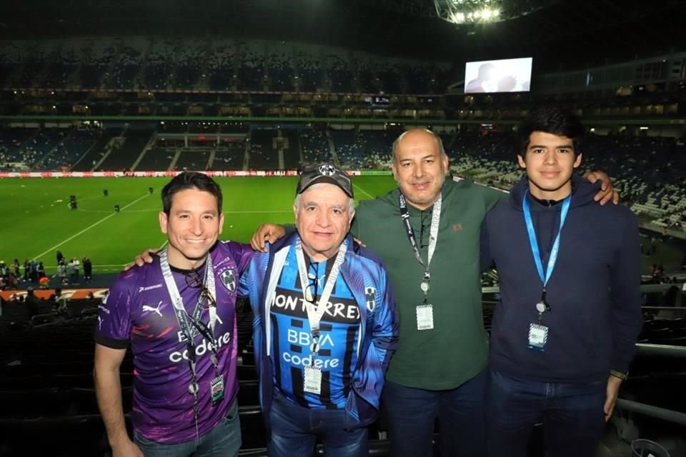 Isaac Treviño Jr, Isaac Treviño, Arturo Cruz y Arturo Cruz Jr