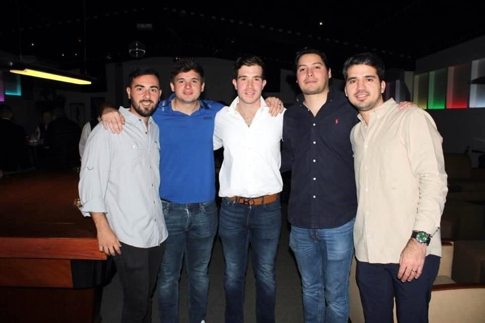 Mauricio Maciel, Mauricio Lozano, Gerardo Lozano, Rodrigo Sánchez y Daniel Páez