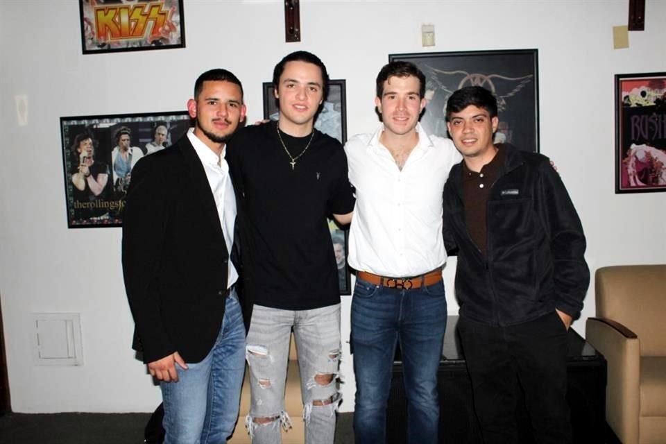 Carlos Cano, Alejandro Valle, Gerardo Lozano y Diego Sandoval