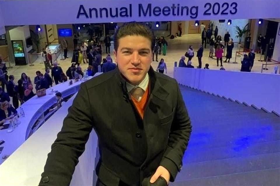 El Gobernador viajó a Davos, Suiza, para participar en el Foro Económico Mundial.