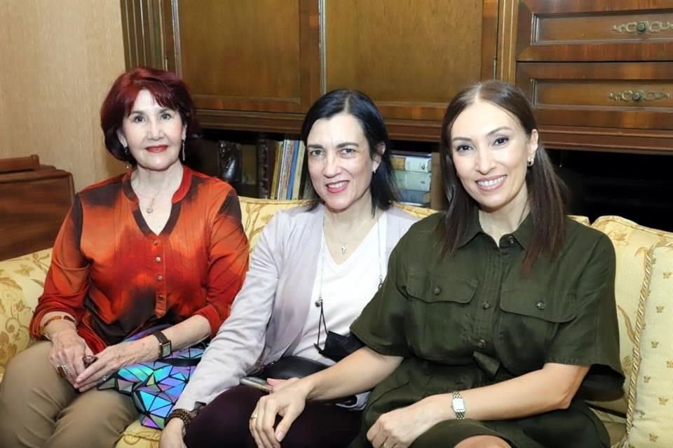 Martha Alicia Kotazik, Lolis Villarreal y Blanca Díaz de Cantú