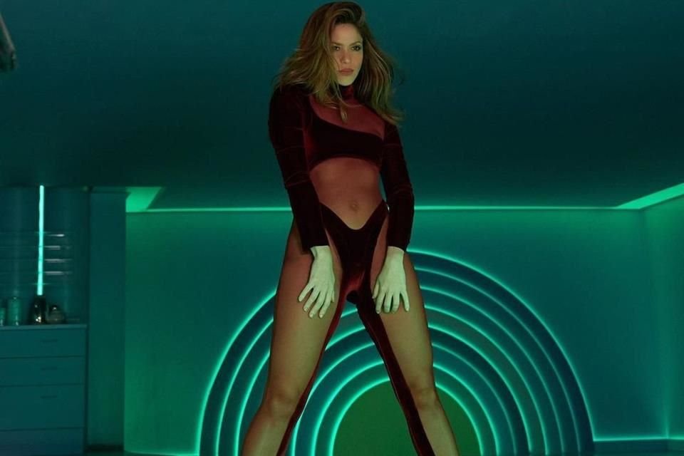 Shakira realizó un baile viral de su éxito con Bizarrap, 'BZRP Music Sessions, Vol. 53'; alcanzó más de 100 millones de reproducciones.