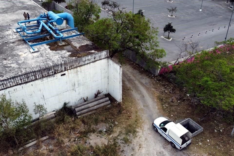 Especialistas realizaron mediciones y supervisando la zona del Tanque Miguel Alemán.