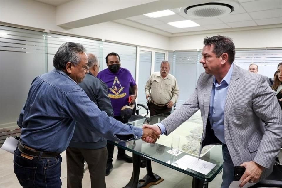 Los vendedores ambulantes lograron un acuerdo con el Parque Fundidora.
