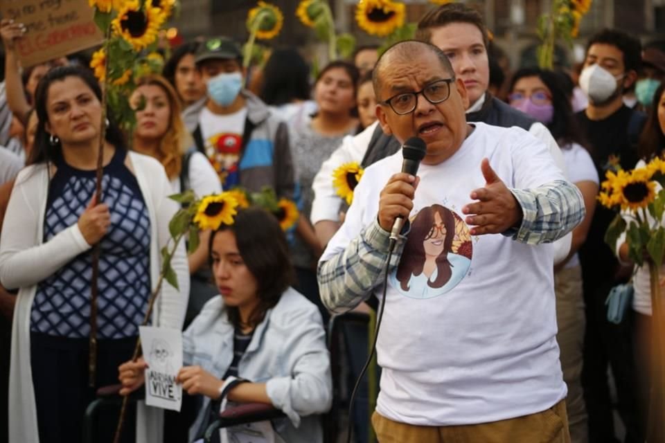 'No quiero hacer un pronunciamiento violento, porque eso no me da justicia, a mí lo que me da justicia es la responsabilidad que se adquiera ante este hecho', dijo el padre de Yaretzi.