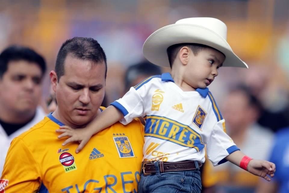La afición de las 'Amazonas' no falló a la cita internacional.