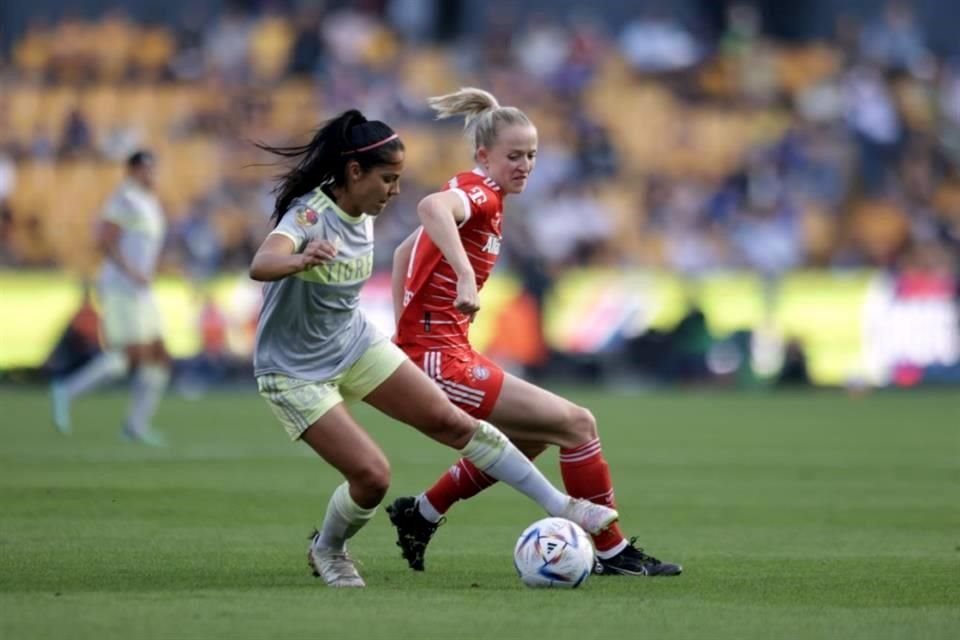 Las acciones del duelo entre Tigres Femenil y Bayern Múnich Femenino.
