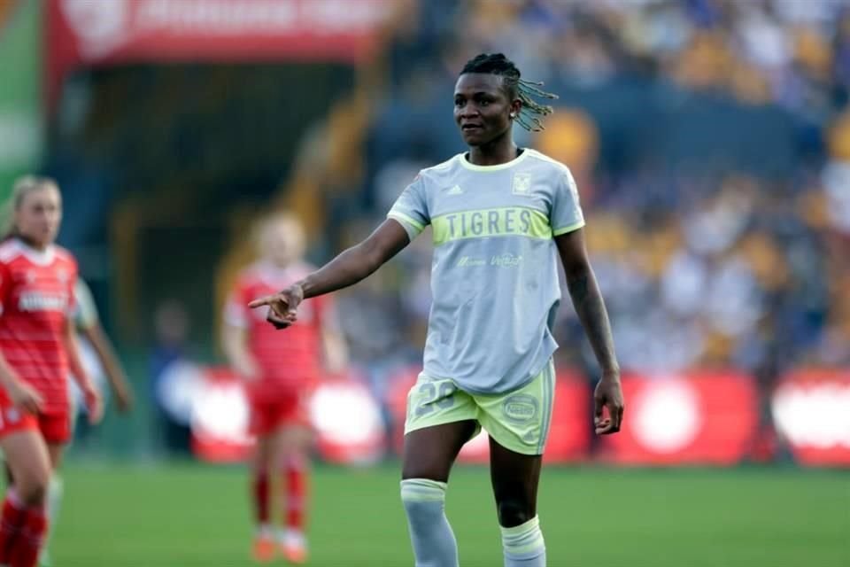 Las acciones del duelo entre Tigres Femenil y Bayern Múnich Femenino.