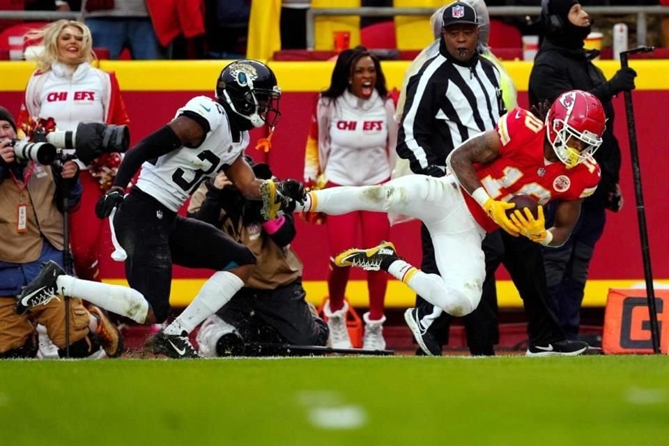 Kansas City, Cincinnati, Filadelfia y San Francisco lograron sus pases a los Juegos de Campeonato de la NFL. Checa las mejores imágenes de sus encuentros.