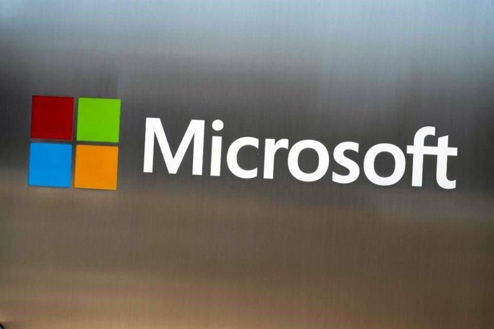 Microsoft asumió un cargo de mil 200 millones de dólares en el trimestre en relación con su decisión de eliminar a 10 mil empleos, revisar su línea de hardware y consolidar arrendamientos.