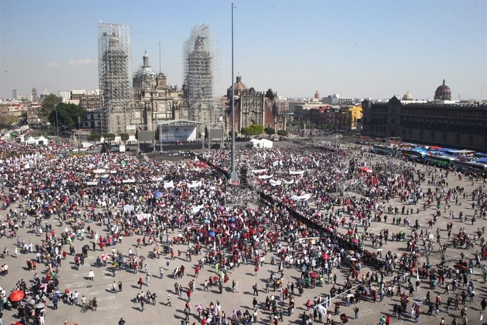 AMLO anunció que el 18 de marzo se realizará un mitin en el Zócalo capitalino con motivo de la celebración de la Expropiación Petrolera.