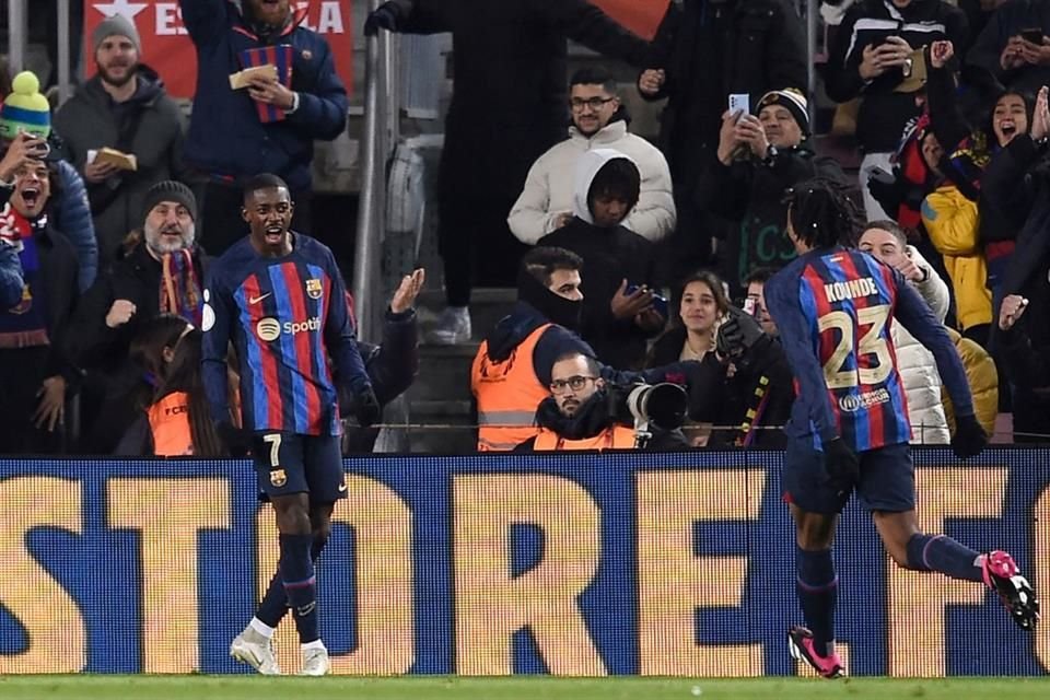 El delantero francés festeja el gol del triunfo.