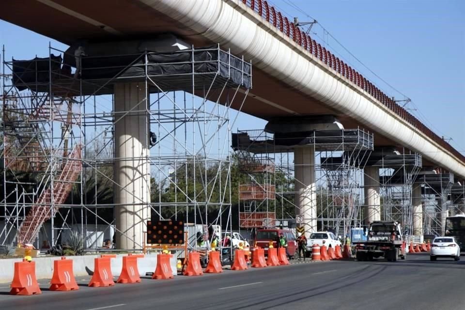 Las actividades para reparar 33 capiteles de la Línea 2 avanzan a paso lento, pese a la urgencia advertida por el Estado.