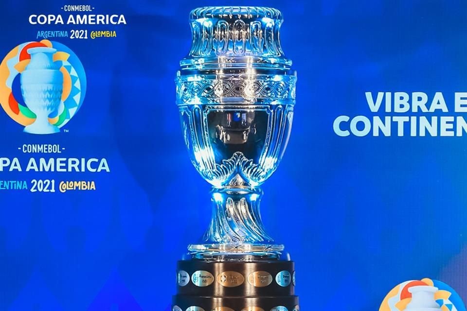 La Copa América será organizada por Argentina y faltan definir sedes, pues Colombia se bajó del proyecto.