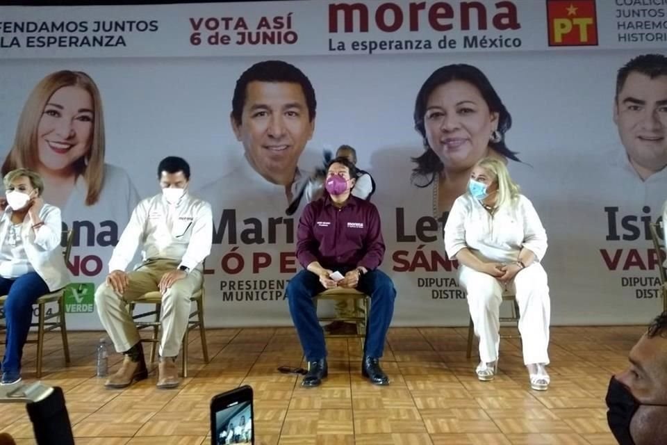 Mario Delgado, líder nacional de Morena, acudió a un evento en Matamoros, donde fue encarado por militantes del partido.