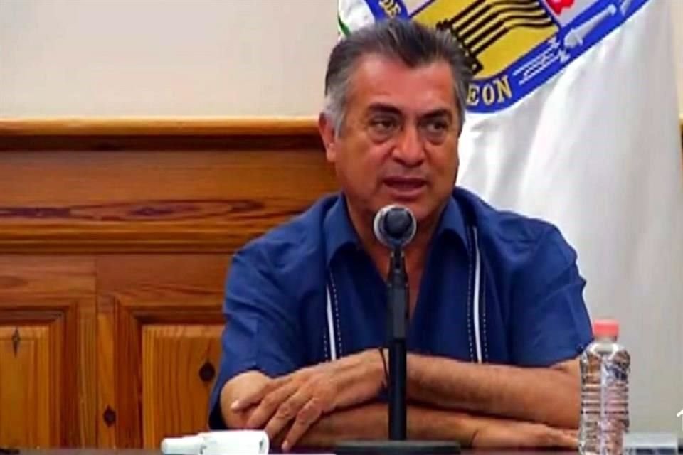 El Gobernador Jaime Rodríguez sugirió a la población no viajar por la carretera a Nuevo Laredo y Laredo.