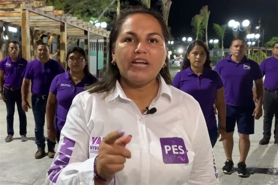 Yazmín Vivas Medina, candidata del PES a la Alcaldía de Puerto Morelos.