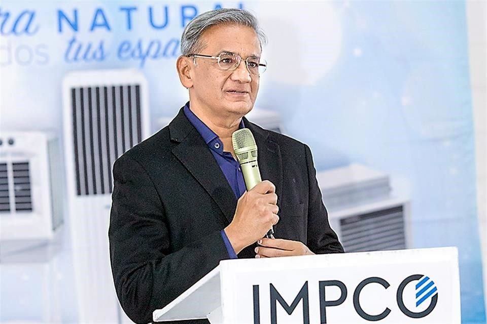 Achal Bakeri, fundador y CEO Internacional de Symphony Limited.