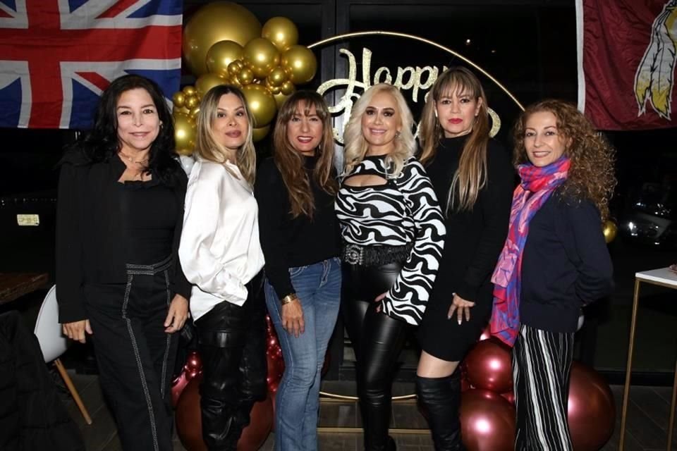 Diana González, Kandy Guerrero, Beatriz Treviño, Lily de Avendaño, Blanca Flores y Lucero Garza