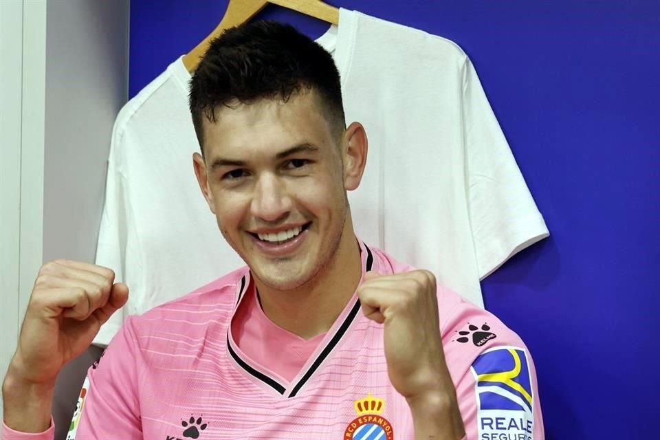El Espanyol de Barcelona pagó 8 millones de euros por el mexicano.