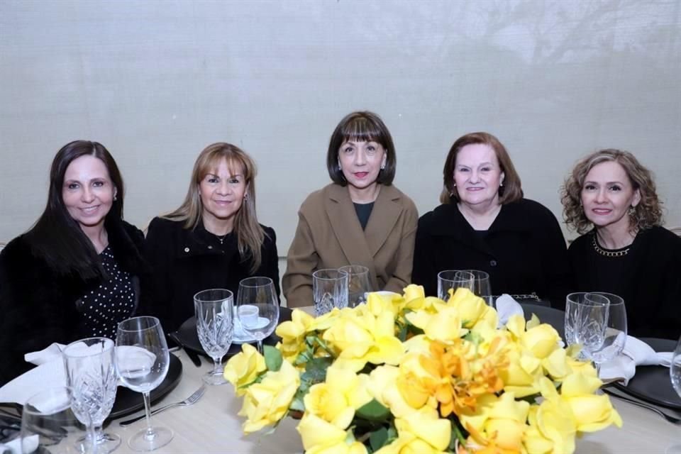Aída Berazaluce de Salazar, Alicia de Villarreal, Ana Hope, Ana Lourdes Lankenau de González y Rita de Mitre