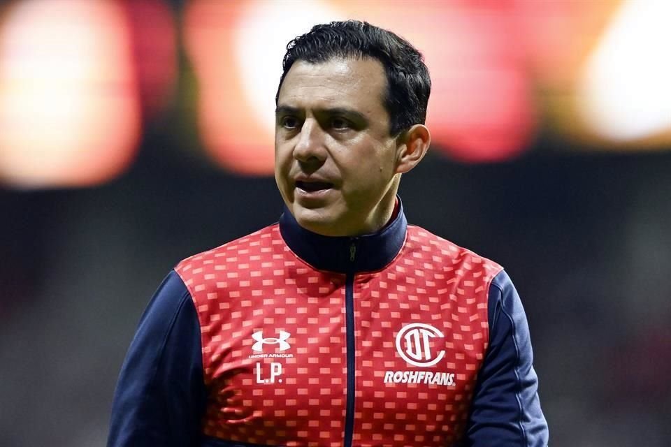 Luis Pérez es asistente de Ignacio Ambriz en el Toluca.