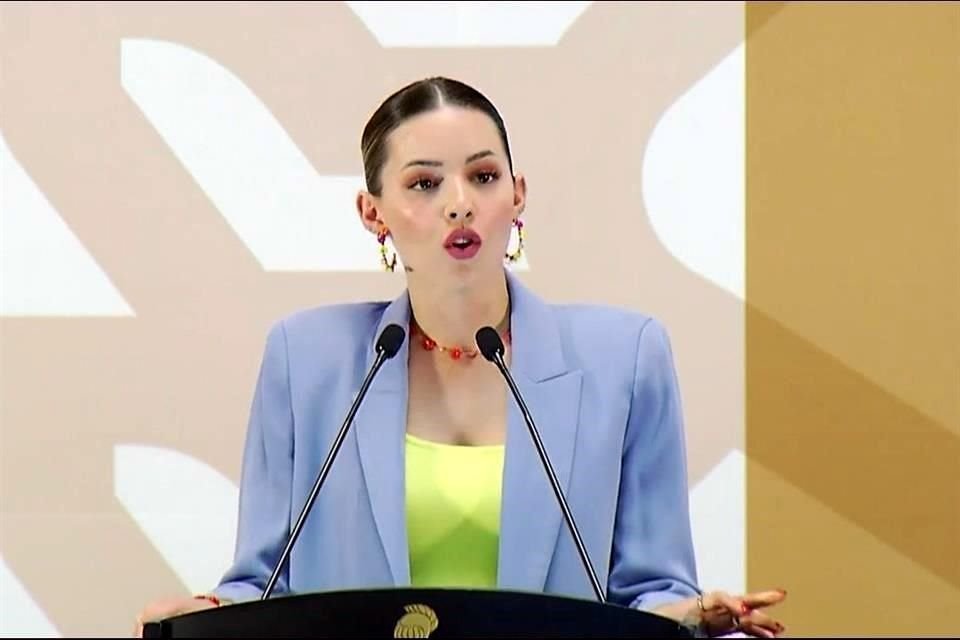 Mariana Rodríguez, esposa del Gobernador.