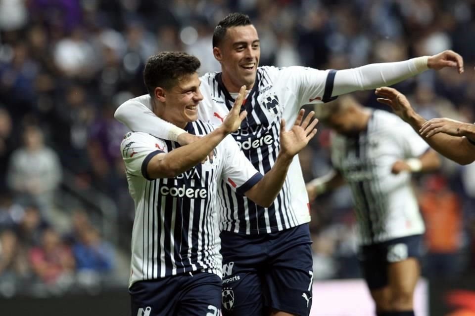 Alfonso González le dio el triunfo al Monterrey con un doblete.