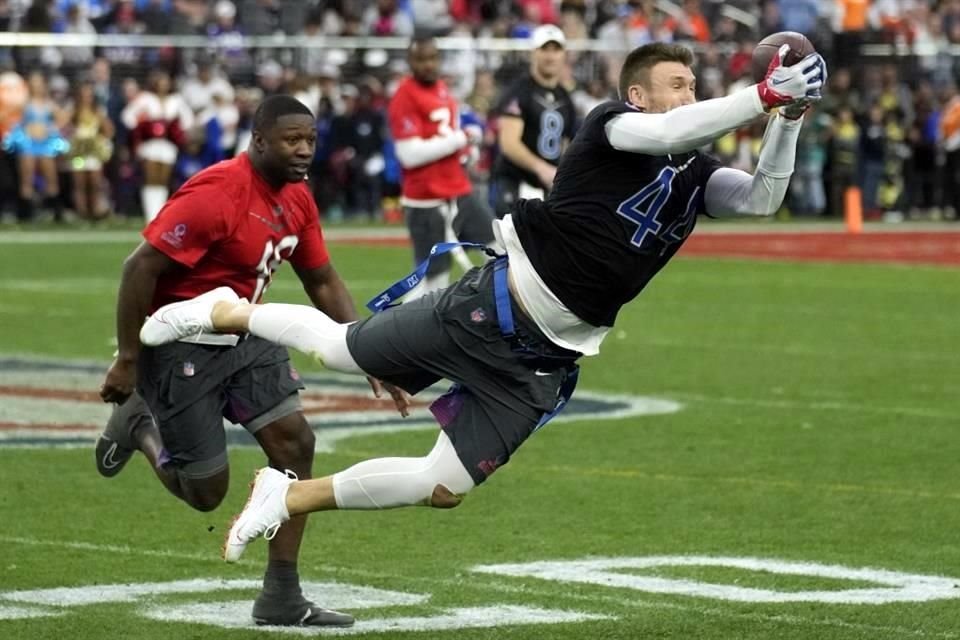 Con un nuevo formato que prioriza el espectáculo sobre las fuertes tacleadas, la NFL llevó a cabo el Pro Bowl 2023, en el que hubo estrellas como los hermanos Manning y hasta el rapero Snoop Dogg.