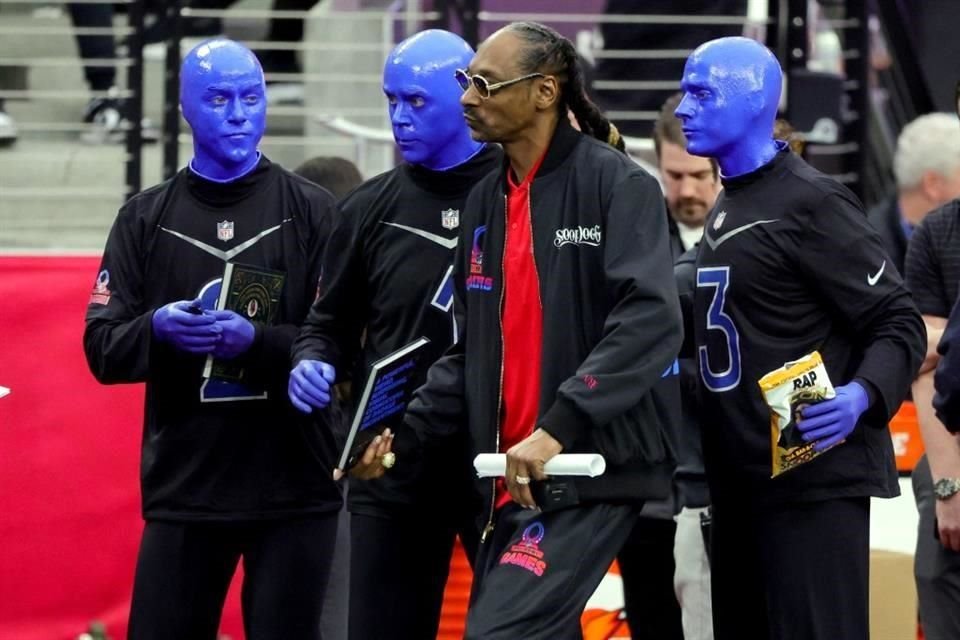 Con un nuevo formato que prioriza el espectáculo sobre las fuertes tacleadas, la NFL llevó a cabo el Pro Bowl 2023, en el que hubo estrellas como los hermanos Manning y hasta el rapero Snoop Dogg.