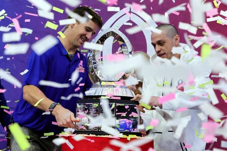 Con un nuevo formato que prioriza el espectáculo sobre las fuertes tacleadas, la NFL llevó a cabo el Pro Bowl 2023, en el que hubo estrellas como los hermanos Manning y hasta el rapero Snoop Dogg.